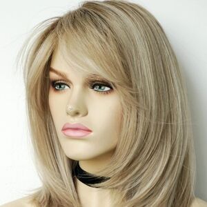 Sandy blonde with dark roots Synthetic wig (sandy bob) 10in.